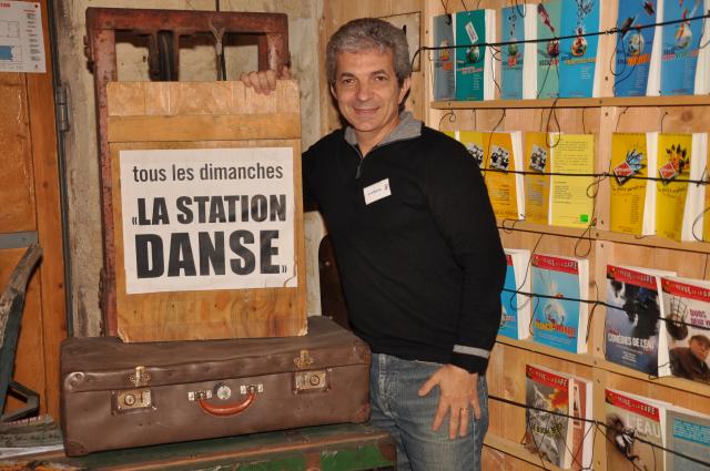 min 2010 04 04 station danse 341